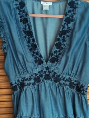 VENUS Blue Denim Look V-Neck Embroidered Tunic